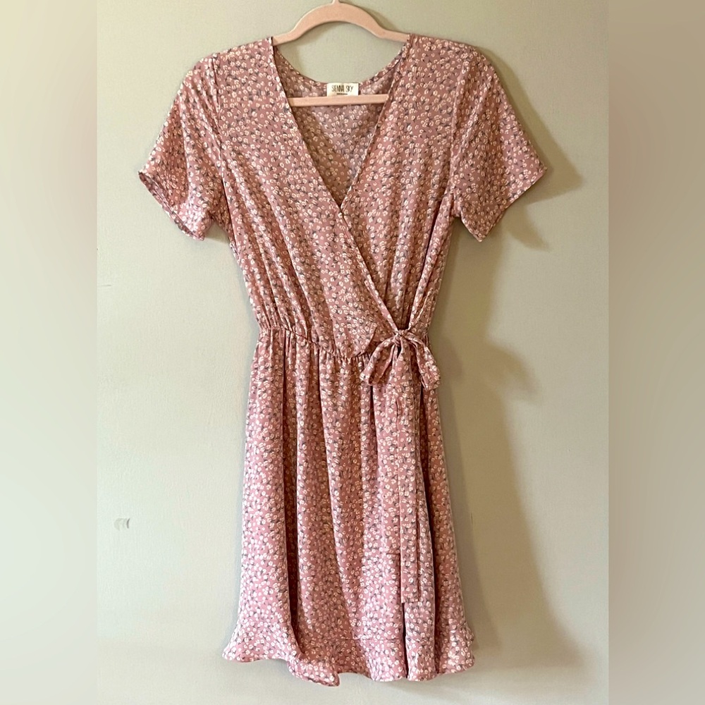 Sienna Sky Pink Floral‎ Mini Dress